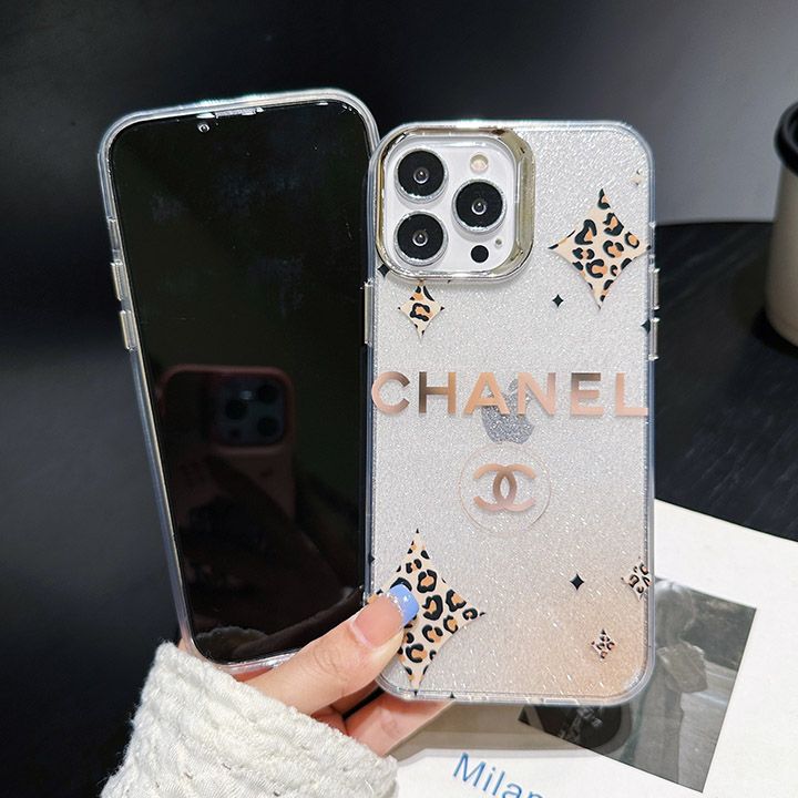 ブランド アイフォーン 15 ultra スマホケース 