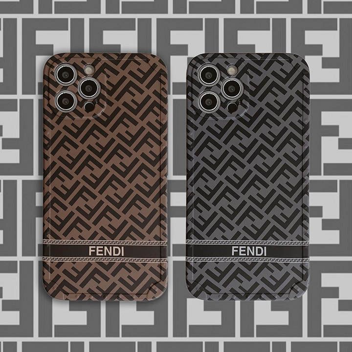 アイフォン15プロ スマホケース フェンディ風 