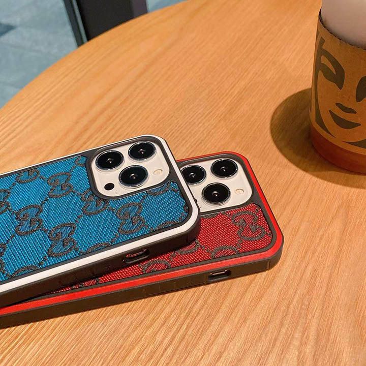 グッチ アイフォン15 