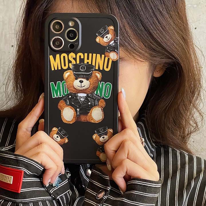 アイフォン 15pro max カバーmoschino モスキーノ