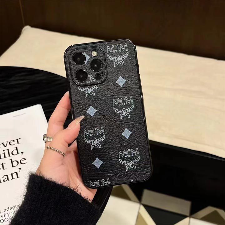 エムシーエム mcm レザー アイフォン 16プラス