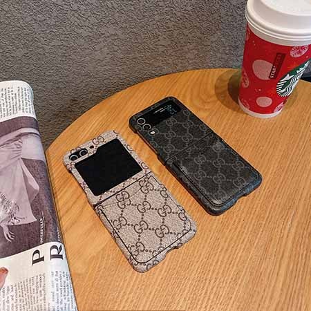 ハイブランド 偽物 アイフォン ZFlip5 