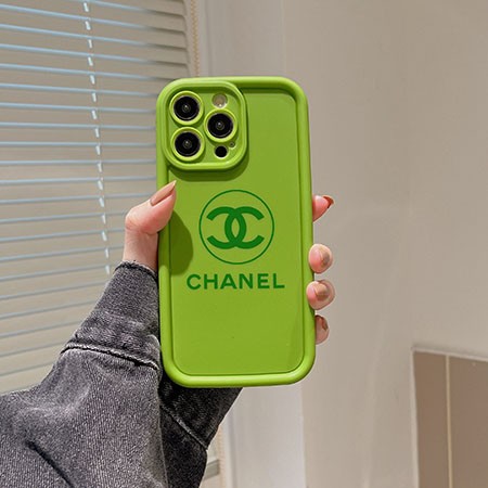 chanel シャネル シリコン iphone 15 プロ カバー