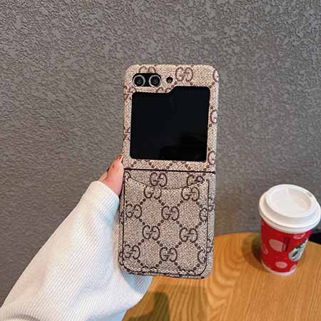 ハイブランド 偽物 アイフォン ZFlip5 