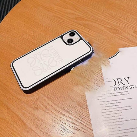 アイフォーン 14pro max スマホケースloewe 海外販売