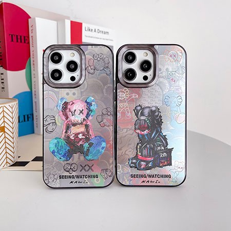 口コミ カウズ kaws iphone 15 カバー