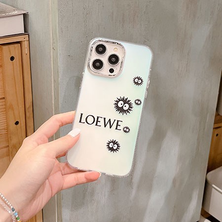 アイフォン 15 スマホケースloewe ホットスタンプ （シルバー ）