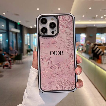 バーバリー iphone 15 カバー 