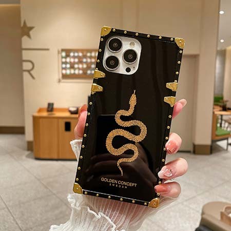 アイフォン 15 plus versace風 カバー 欧米風