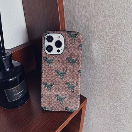 coach コーチ レビュー iphone 15pro max ケース