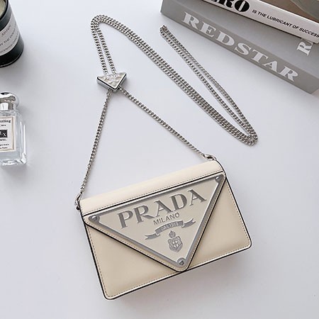 ブランド prada アイフォン 15 カバー