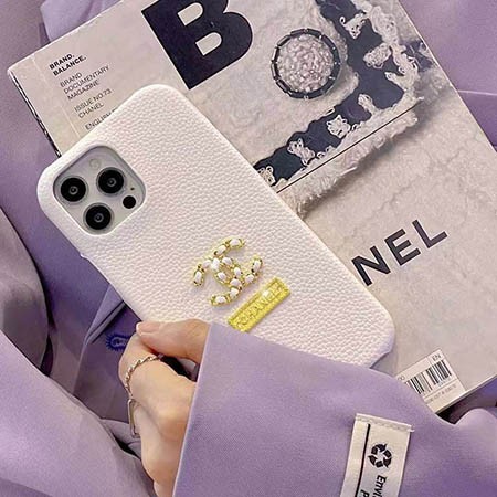 chanel シャネル 高校生 アイフォン 15 ケース