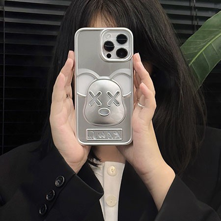 カウズ風 アイホン 16 スマホケース  オシャレ