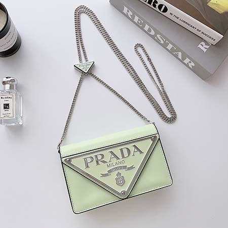 ブランド prada アイフォン 15 カバー