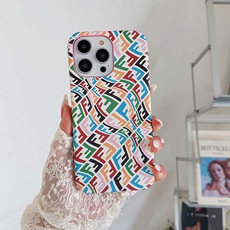 アイフォーン 15pro コピー fendi アイフォーン 15pro