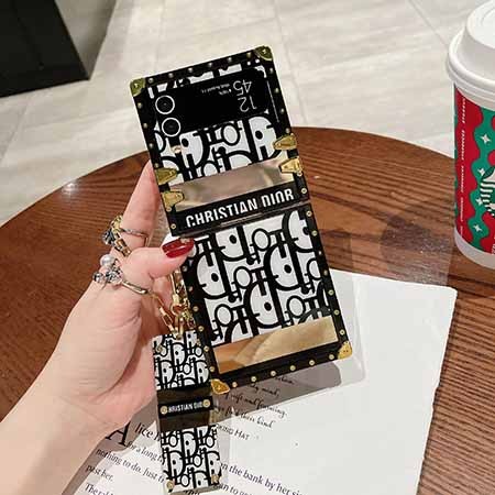ブランド アイフォーン 15pro max カバー
