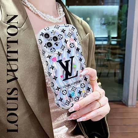 ブランド カバー アイフォーン16 chanel風 