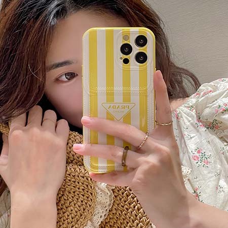 プラダ prada  口コミ アイフォーン 13mimi