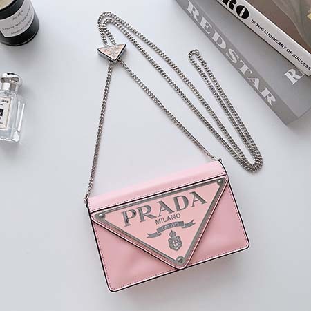ブランド prada アイフォン 15 カバー