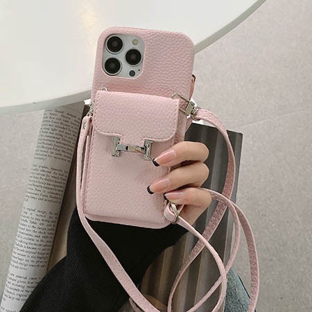値段 ブランド スマホケース アイフォン 16plus 