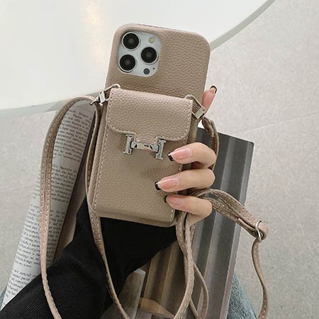 値段 ブランド スマホケース アイフォン 16plus 