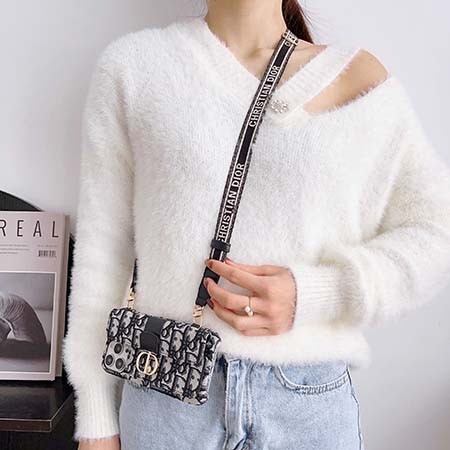 アイフォン 15プラス 口コミ dior ディオール アイフォン 15プラス