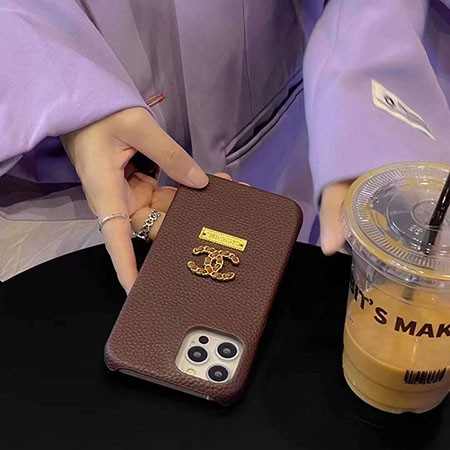 chanel シャネル 高校生 アイフォン 15 ケース