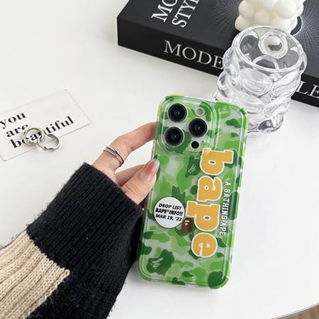 bape ア・ベイシング・エイプ iphone13promax ケース  ブランド