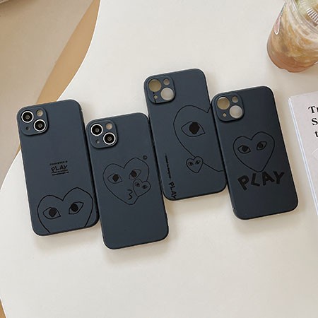 コムデギャルソン風 コピー iphone 15 プラス ケース