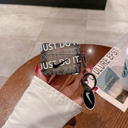 AirPods 3世代 ナイキ ケース 