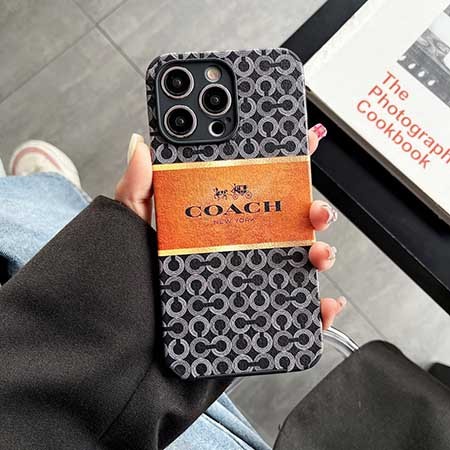 アイフォーン 15 コーチ coach  ケース