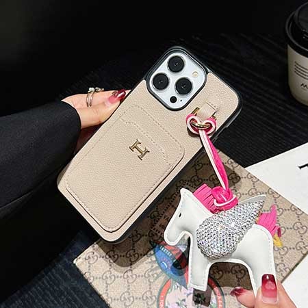 アイフォン 15 pro ケースhermes風 高校生