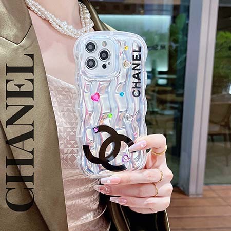 ブランド カバー アイフォーン16 chanel風 