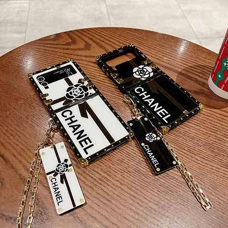 アイフォン 15プラス ケースシャネル chanel 高校生