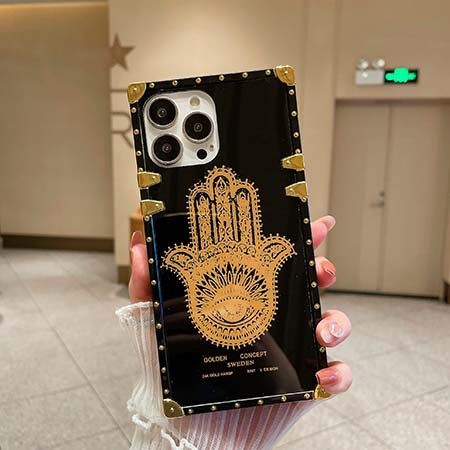 アイフォン 15 plus versace風 カバー 欧米風