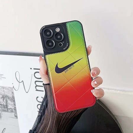 nike ナイキ アイホン 15プロ 