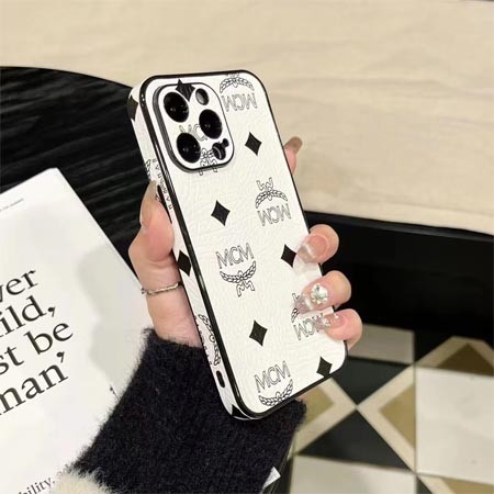 エムシーエム mcm レザー アイフォン 16プラス