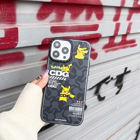 ハイブランド comme des garçons コムデギャルソン アイフォーン11 カバー 