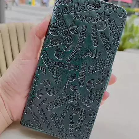 大人 ブランド アディダス アイフォン16 カバー 