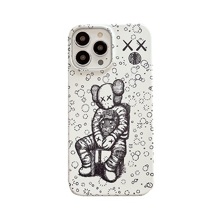 アイホン15プロ スマホケース kaws風 