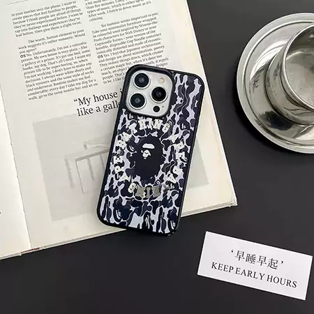 ア・ベイシング・エイプ iphone 16 スマホケース  ライチテクスチャ
