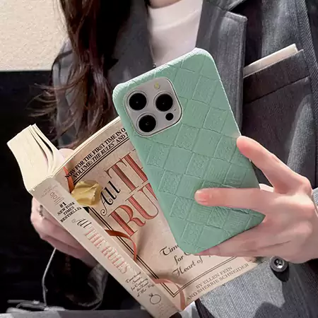 ブランド iphone 16pro ケース 