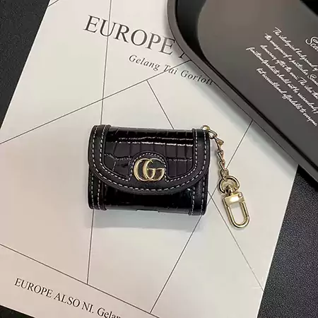 iphone 16プロ gucci カバー 