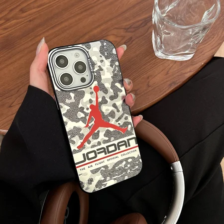 iphone17ミッキー アイフォン 16プロ スマホケース エアジョーダン 