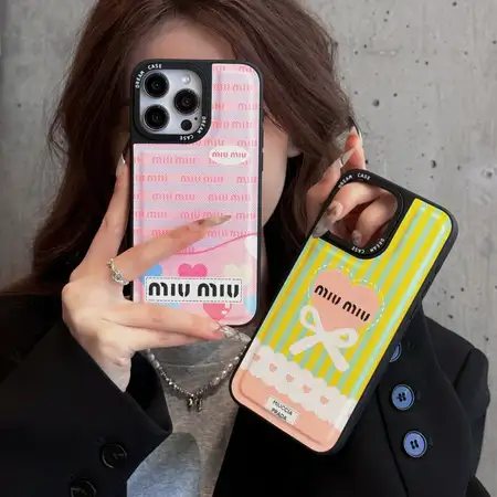 iphone17miumiu アイフォーン 16プロ ケース  綺麗