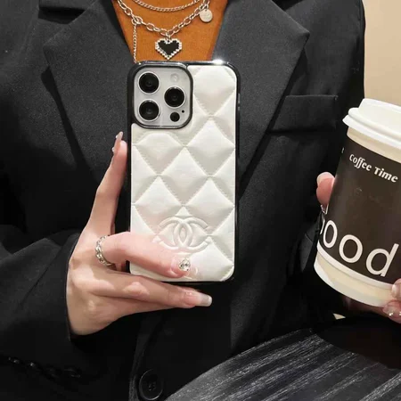iphone17ブランド スマホケース 