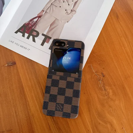 iphone17ハイブランド ケース アイフォン16プロ burberry風 