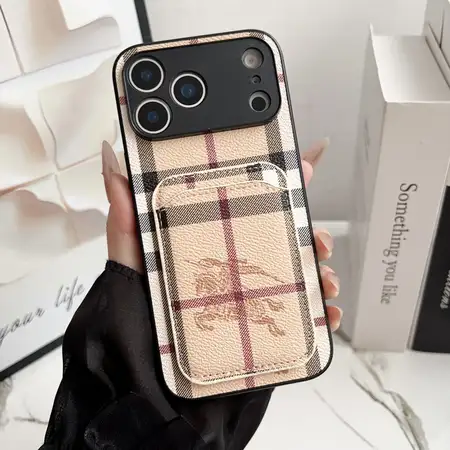 iphone17ハイブランド カバー アイフォーン 16プラス  