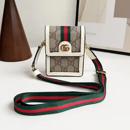iphone17グッチ gucci ケース アイフォン17プロ max 